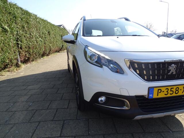 Peugeot 2008 1.2 110Pk ACTIVE-Automaat-Navi-Media-Blth-Cruise-Pdc