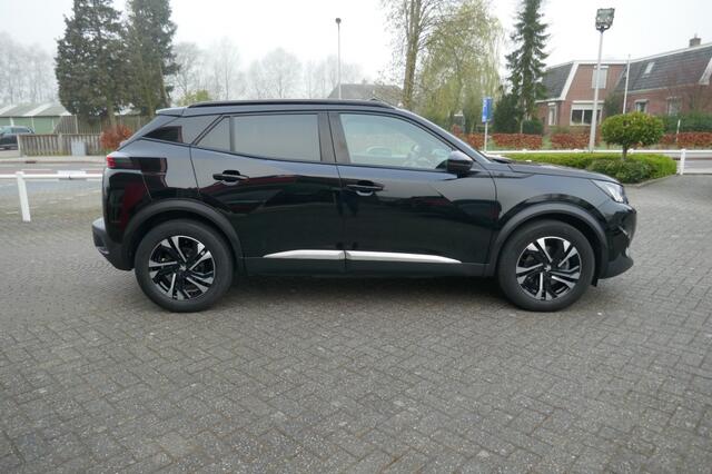 Peugeot 2008 EV GT 50 KWH 136PK DIGITAAL COCKPIT/CARPLAY/CAMERA