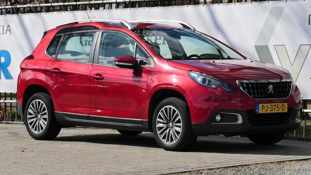Peugeot 2008 PureTech Blue Lion