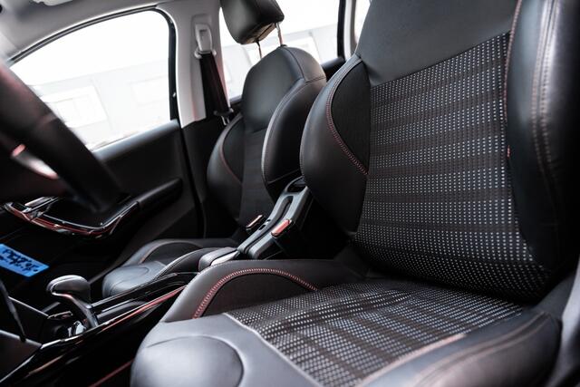 Peugeot 2008 1.2 PureTeck GT Line | Pano | Driveselect | Carplay | Trekhaak |