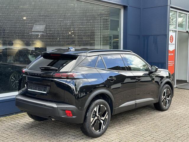 Peugeot 2008 1.2 Turbo 100 PK Allure | Bouwjaar 2025 | Stoelverwarming | Navigatie | Draadloze Telefoonlader | 360 Graden Camera | Keyless Entry /Start | Dode Hoek Detectie | Climate Control | LED Verlichting | Cruise Control Adaptief | 17" Lichtmetalen Velgen | Hoge 