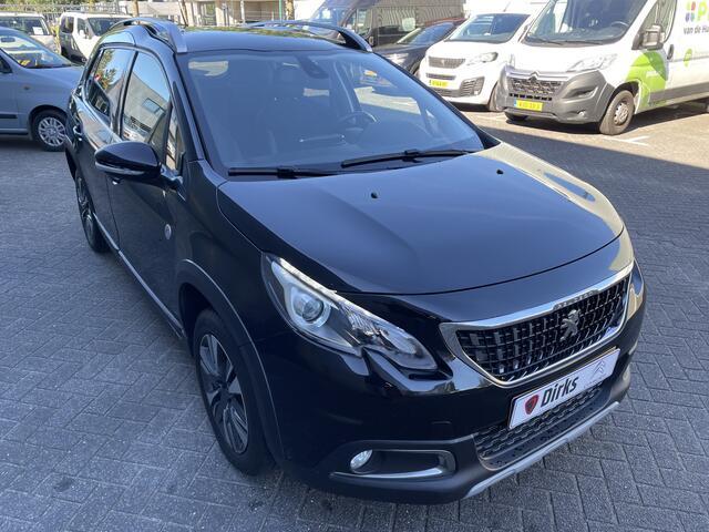 Peugeot 2008 110pk Crossway (Trekhaak - Camera - Automatische Airco - Navigatie - Parkeersensoren - Lichtmetalen velgen)