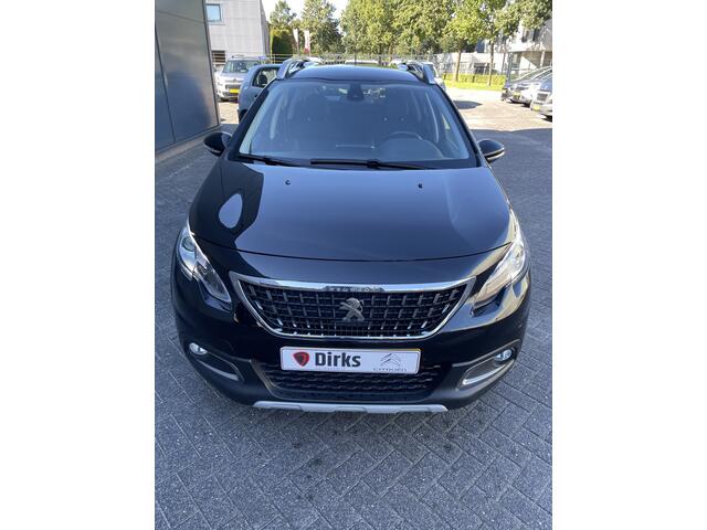 Peugeot 2008 110pk Crossway (Trekhaak - Camera - Automatische Airco - Navigatie - Parkeersensoren - Lichtmetalen velgen)