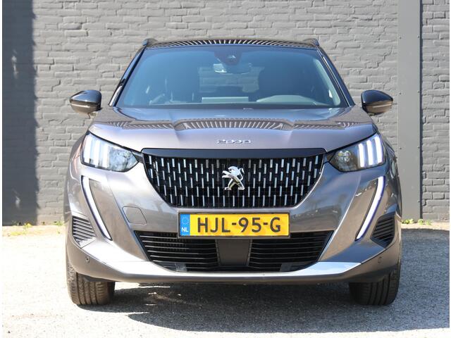Peugeot 2008 1.2 130PK GT | Camera | Navigatie | StoelVerwarming | 17''LMV | Cruise Control | Climate Control | AppleCarPlay/AndroidAuto | TwoTone |
