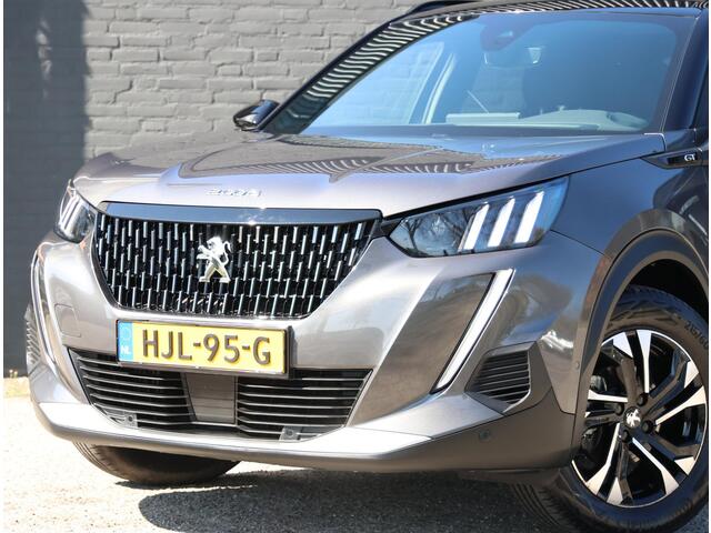 Peugeot 2008 1.2 130PK GT | Camera | Navigatie | StoelVerwarming | 17''LMV | Cruise Control | Climate Control | AppleCarPlay/AndroidAuto | TwoTone |