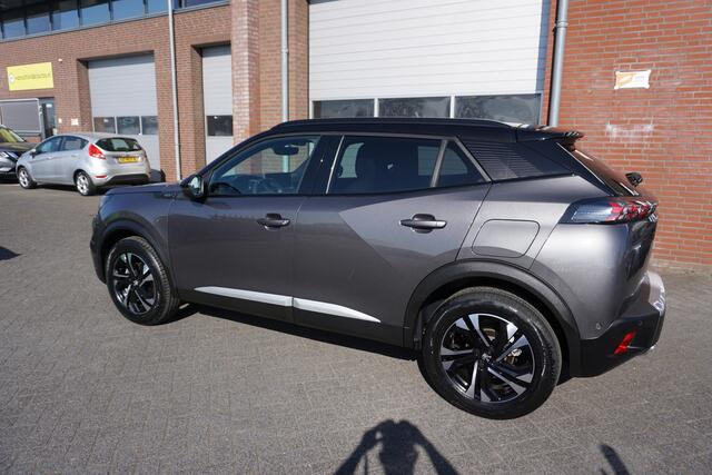 Peugeot 2008 1.2 PURETECH 131PK AUTOMAAT GT PACK FACELIFT 4X ZGAN BANDEN CAMERA ZWARTE HEMEL NAVI ANDROID-APPLECARPLAY DIGITALE COCKPIT 1/2LEDER ECC AIRCO CRUISECONTROL PDC V+A FULL LED ENZ..