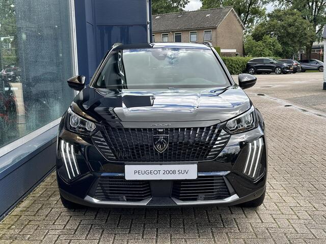 Peugeot 2008 1.2 Turbo 100 PK Allure | Bouwjaar 2025 | Stoelverwarming | Navigatie Via Telefoon | 360 Graden Camera | Keyless Entry /Start | Dode Hoek Detectie | Climate Control | LED Verlichting | Cruise Control Adaptief | 17" Lichtmetalen Velgen | Hoge Zitpositie | 
