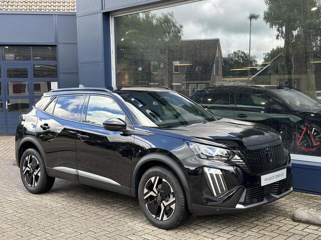 Peugeot 2008 1.2 Turbo 100 PK Allure | Bouwjaar 2025 | Stoelverwarming | Navigatie Via Telefoon | 360 Graden Camera | Keyless Entry /Start | Dode Hoek Detectie | Climate Control | LED Verlichting | Cruise Control Adaptief | 17" Lichtmetalen Velgen | Hoge Zitpositie | 
