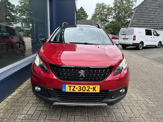 Peugeot 2008 Turbo 110PK GT-line | Navigatie | Climate Control | Panoramadak | 17" Lichtmetalen Velgen | Camera | All Season Banden | Parkeersensoren | Half Lederen Bekleding | LED Dagrijverlichting
