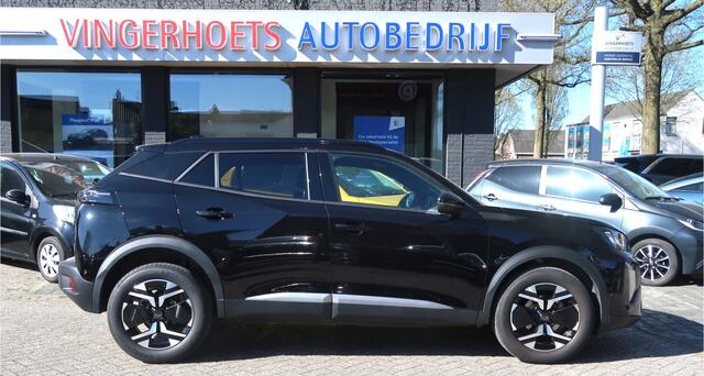 Peugeot 2008 Benzine 100 pk * Luxe Allure * * Navigatie & Spotify via Draadloos Apple Carplay / Android Auto * Dodehoek Bewaking * Voor en Achter Parkeer Camera's * 1/2 Lederen Interieur * Climate & Adaptive Cruise Control * Vingerhoets; Vierde Generatie Eersteklas Se