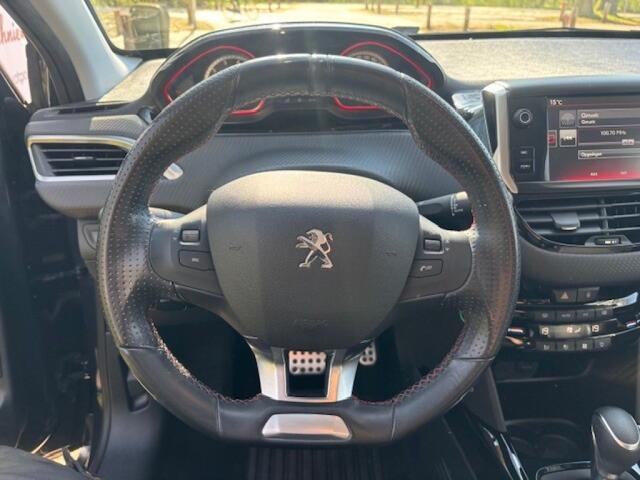 Peugeot 2008 1.2 PURETECH GT-LINE Automaat