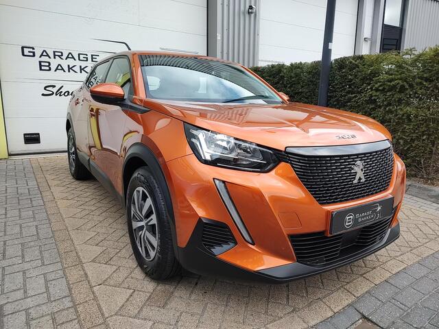 Peugeot 2008 1.2 PureTech Active Trekhaak Navigatie Carplay Led Stoelverwarming