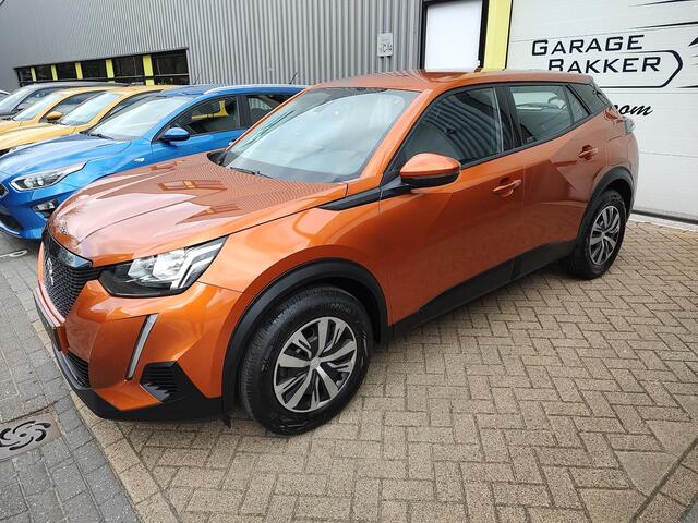 Peugeot 2008 1.2 PureTech Active Trekhaak Navigatie Carplay Led Stoelverwarming
