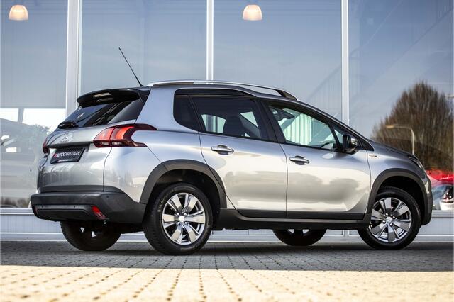 Peugeot 2008 1.2 PureTech Signature | Navi | Cruis Control | Parkeers |