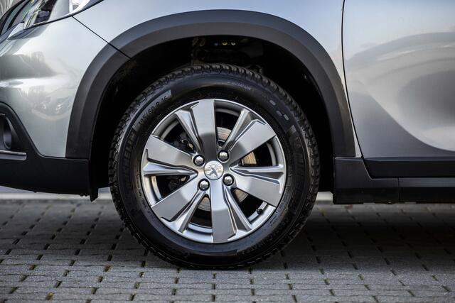 Peugeot 2008 1.2 PureTech Signature | Navi | Cruis Control | Parkeers |