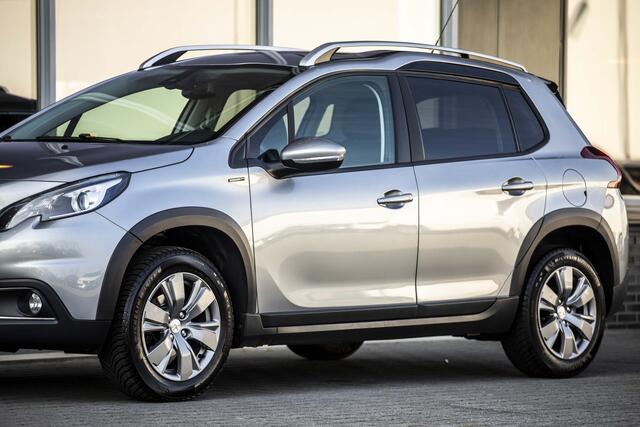 Peugeot 2008 1.2 PureTech Signature | Navi | Cruis Control | Parkeers |