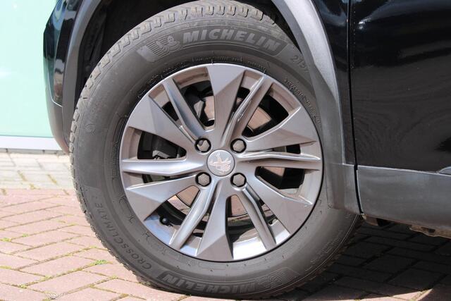 Peugeot 2008 1.2 PureTech Active Pack ACHTERUITRIJCAMERA - NAVIGATIE