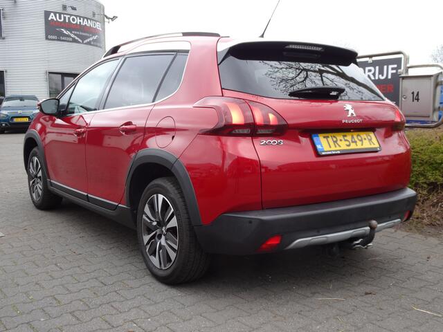 Peugeot 2008 1.2 130pk PureTech Allure