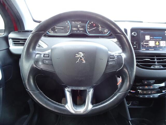 Peugeot 2008 1.2 130pk PureTech Allure