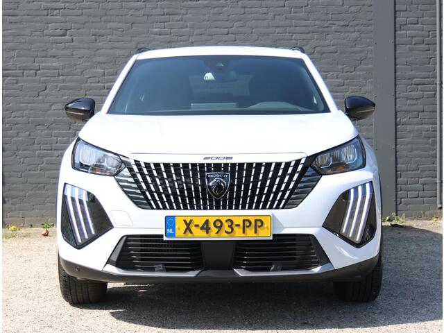 Peugeot 2008 1.2 130PK Allure | Camera | Climate Control | Navigatie | Cruise Control | LMV | AppleCarPlay/AndroidAuto |