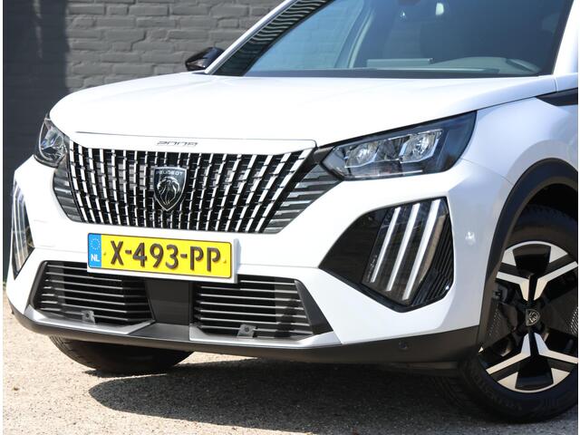 Peugeot 2008 1.2 130PK Allure | Camera | Climate Control | Navigatie | Cruise Control | LMV | AppleCarPlay/AndroidAuto |