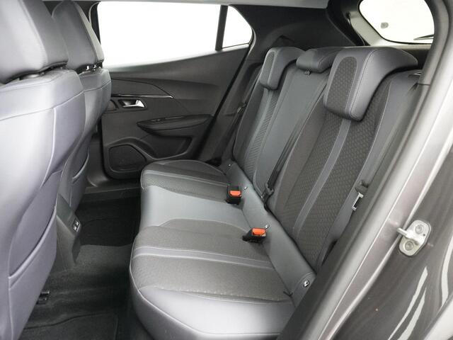 Peugeot 2008 1.2 PureTech Blue Lease Allure