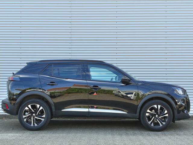 Peugeot 2008 GT 1.2 Turbo 130pk EAT8 | NAVIGATIE | AFNEEMBARE TREKHAAK | 180° CAMERA | ALL SEASON BANDEN