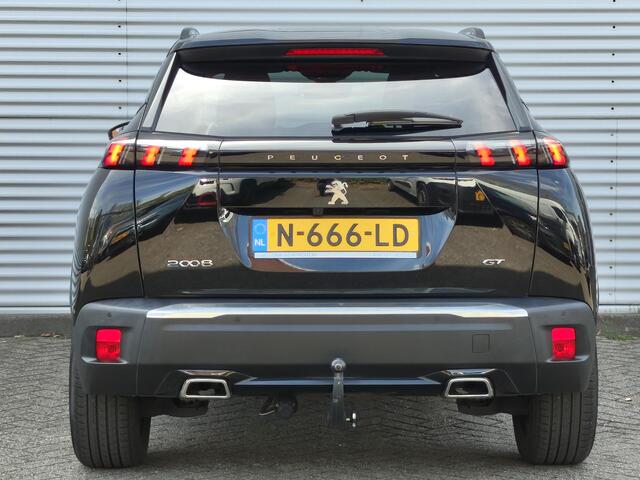 Peugeot 2008 GT 1.2 Turbo 130pk EAT8 | NAVIGATIE | AFNEEMBARE TREKHAAK | 180° CAMERA | ALL SEASON BANDEN