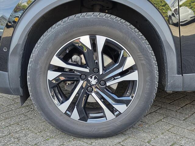 Peugeot 2008 GT 1.2 Turbo 130pk EAT8 | NAVIGATIE | AFNEEMBARE TREKHAAK | 180° CAMERA | ALL SEASON BANDEN