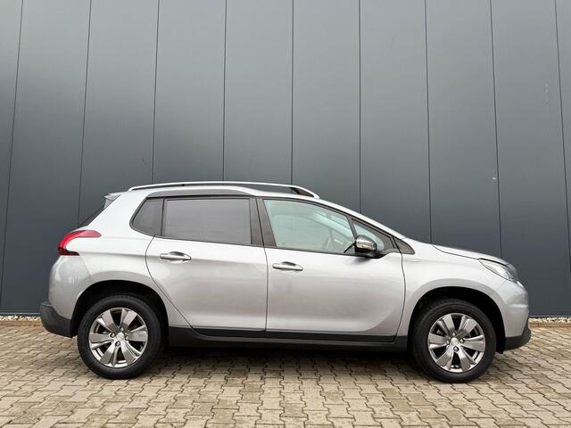 Peugeot 2008 1.2 PureTech Active navigatie / pdc / cruise