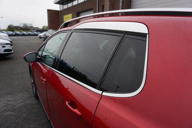 Peugeot 2008 1.2 PURETECH 131PK ALLURE LUXE DECEMBER 2016 ANDROID-APPLECARPLAY NAVIGATIE ECC AIRCO CRUISECONTROL AFN.TREKHAAK 16INCH LMV PARKEERSENSOREN PRIVACYGLAS ENZ...