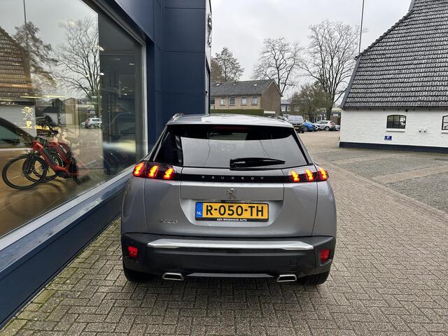 Peugeot 2008 1.2 Turbo 130PK Allure Pack | Automaat | Navigatie via telefoon | 3D Virtual Cockpit | LED Verlichting | Half Lederen Bekleding | Keyless Start | Climate Control | Cruise Control adaptief | 17 Inch Lichtmetalen Velgen |