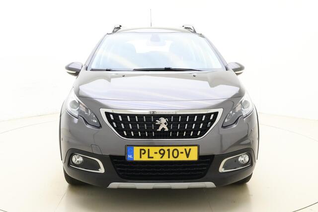 Peugeot 2008 1.2 PureTech Allure 110 PK | Handgeschakeld | Trekhaak | Navigatie | Parkeersensor | Cruise Control | Licht metalen velgen | Climate Control |