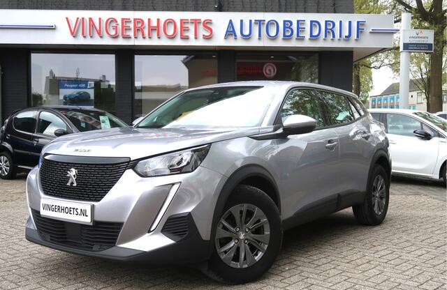 Peugeot 2008 130 Pk Benzine * Navigatie * Achteruitrij Parkeer Camera * L.M. Velgen * Dab Radio * Climate & Cruise Control * Vingerhoets; Vierde Generatie Eersteklas Service !