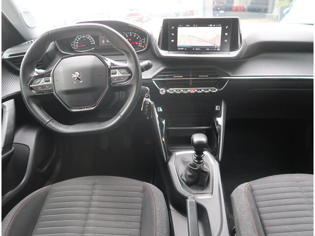Peugeot 2008 130 Pk Benzine * Navigatie * Achteruitrij Parkeer Camera * L.M. Velgen * Dab Radio * Climate & Cruise Control * Vingerhoets; Vierde Generatie Eersteklas Service !
