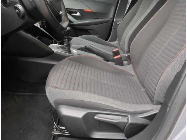Peugeot 2008 130 Pk Benzine * Navigatie * Achteruitrij Parkeer Camera * L.M. Velgen * Dab Radio * Climate & Cruise Control * Vingerhoets; Vierde Generatie Eersteklas Service !