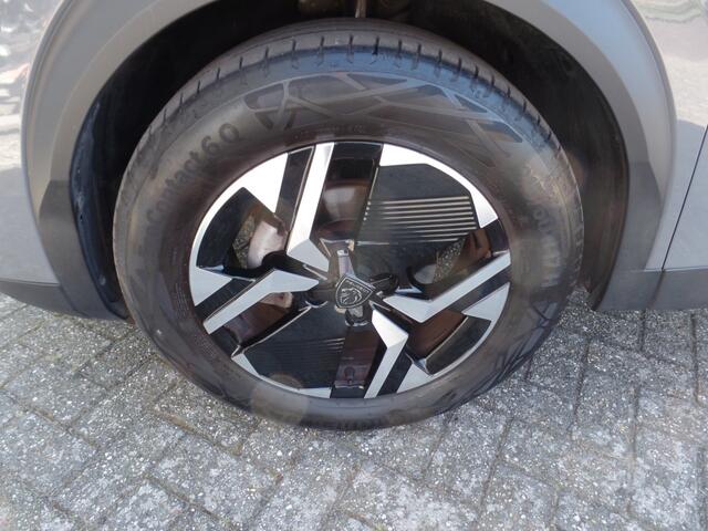 Peugeot 2008 1.2 PureTech Allure