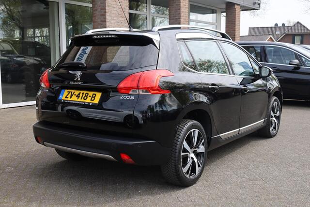 Peugeot 2008 1.2 PureTech Allure PANO CRUISE CLIMA PDC HALFLEER STOELVERWARMING 17"LMV