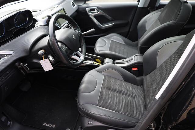 Peugeot 2008 1.2 PureTech Allure PANO CRUISE CLIMA PDC HALFLEER STOELVERWARMING 17"LMV