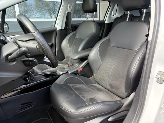 Peugeot 2008 1.2 PureTech Crossway Automaat | Pano | Navi | Carplay | Camera | Interesse? Bel of App naar: 06 30 51 05 90