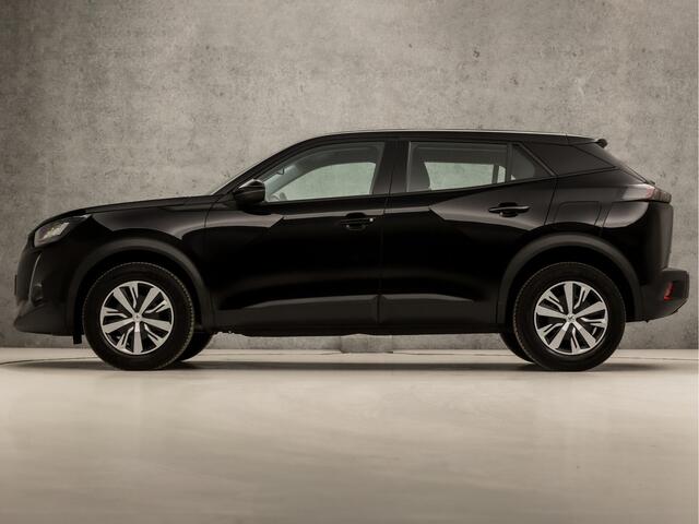 Peugeot 2008 1.2 PureTech Sport (APPLE CARPLAY, GROOT NAVI, CLIMATE, LED KOPLAMPEN, SPORTSTOELEN, PARKEERSENSOREN, LANE ASSIST, CRUISE, DAB+, NIEUWSTAAT)