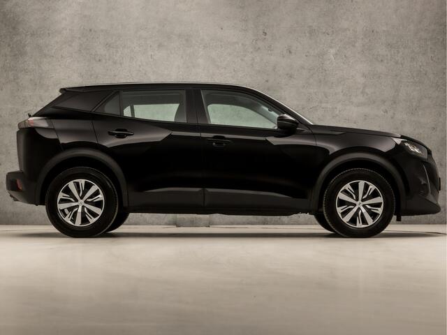 Peugeot 2008 1.2 PureTech Sport (APPLE CARPLAY, GROOT NAVI, CLIMATE, LED KOPLAMPEN, SPORTSTOELEN, PARKEERSENSOREN, LANE ASSIST, CRUISE, DAB+, NIEUWSTAAT)