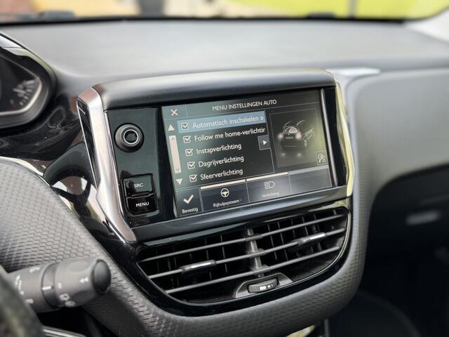 Peugeot 2008 1.2 PureTech GT-line Pano Navi Camera
