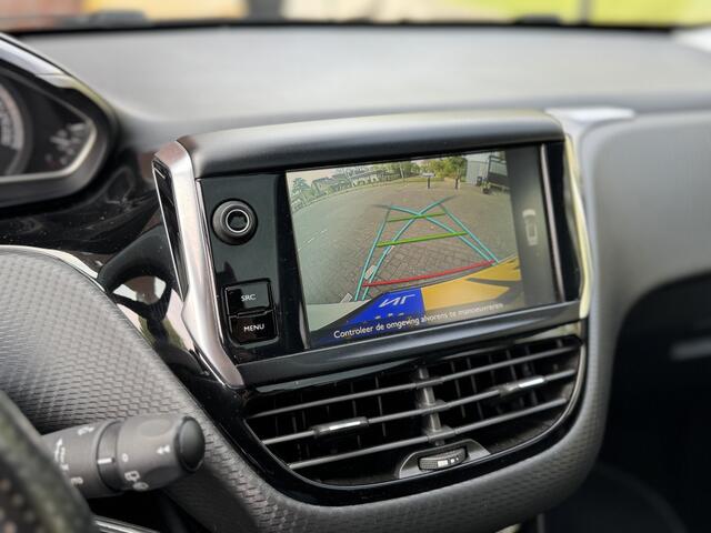 Peugeot 2008 1.2 PureTech GT-line Pano Navi Camera