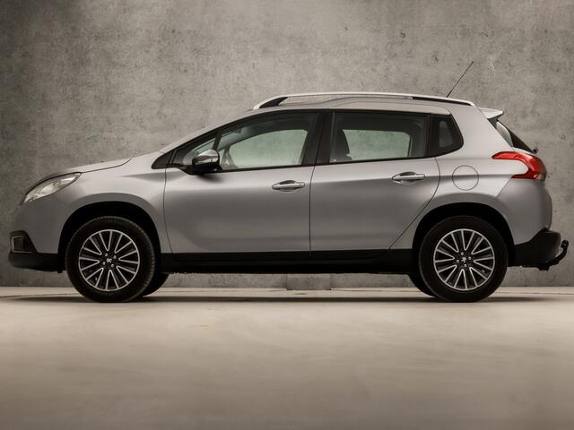 Peugeot 2008 1.2 PureTech Sport (PANORAMADAK, NAVIGATIE, CRUISE, SPORTSTOELEN, TREKHAAK, BLUETOOTH, NIEUWE APK, NIEUWSTAAT)