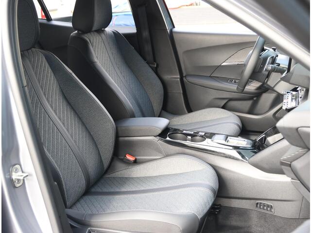 Peugeot 2008 1.2 Hybrid 136PK Allure | 360"Camera | Climate Control | Navigatie | Adaptief Cruise Control | LMV | AppleCarPlay/AndroidAuto |