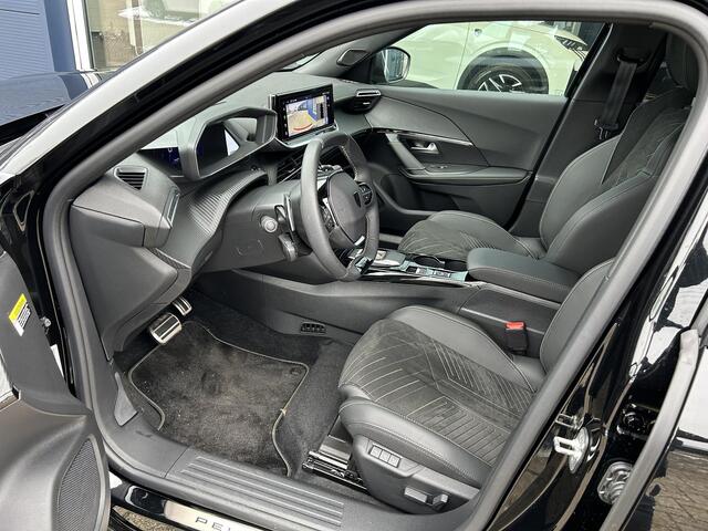 Peugeot 2008 1.2 Turbo 130PK GT | Automaat | Alcantara Bekleding | Stoelverwarming & Massage | Navigatie via telefoon | 360 Graden Camera | DAB | Keyless Entry | Full LED Verlichting.