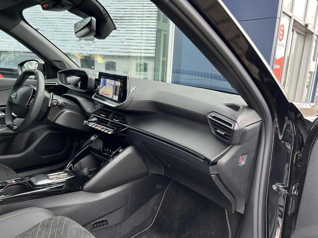 Peugeot 2008 1.2 Turbo 130PK GT | Automaat | Alcantara Bekleding | Stoelverwarming & Massage | Navigatie via telefoon | 360 Graden Camera | DAB | Keyless Entry | Full LED Verlichting.