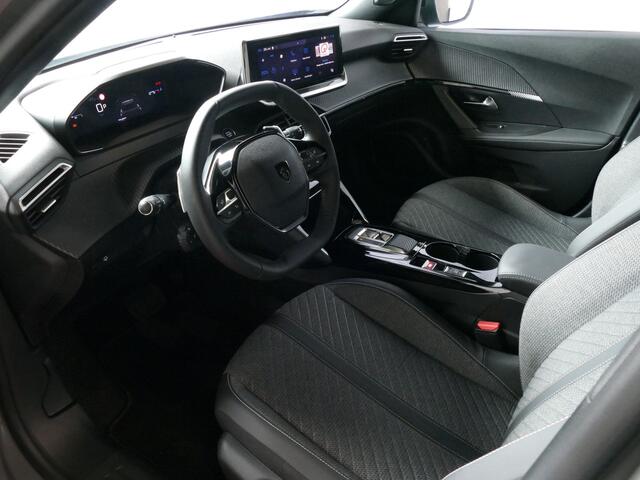 Peugeot 2008 1.2 130PK ?NW MODEL? BLACK EDITION BLINDSPOT CARPLAY NAVI LED VIR.COCKPIT 360.CAMERA ADAP.CRUISE KEYLESS STOELVERW. 2024