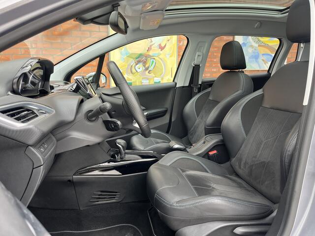 Peugeot 2008 Puretech 110 Crossway | Panoramadak | Camera | Climate Control |